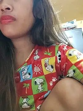 Snapshot of Sweet_Asian25 chatting on July 2026 09:28:02 PM Sweet Asian25 online show from July 2026 09:28:02 PM