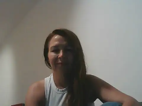 Snapshot of Avelinii chatting on May 2026 07:42:02 PM Avelinii online show from May 2026 07:42:02 PM