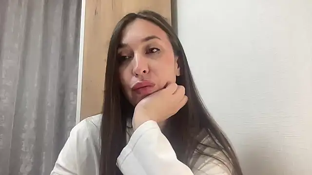 Snapshot of Orvina chatting on May 2026 11:22:01 PM Orvina online show from May 2026 11:22:01 PM