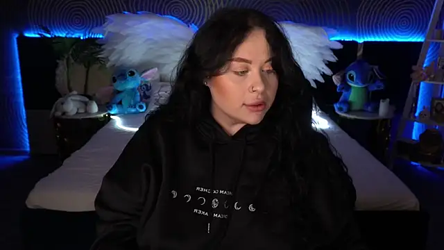 SerahMirabeli online show from October 2025 07:12:01 PM