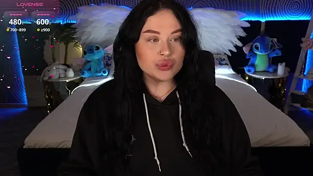 SerahMirabeli online show from October 2025 06:46:02 PM