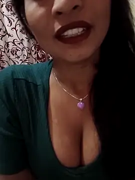 Snapshot of Itz_Mayra_ chatting on November 2025 06:19:02 PM Itz Mayra online show from November 2025 06:19:02 PM