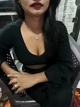 Snapshot of Itz_Mayra_ chatting on November 2025 07:35:01 PM Itz Mayra online show from November 2025 07:35:01 PM