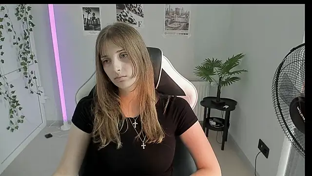 NeyliDream online show from July 2026 01:39:01 PM