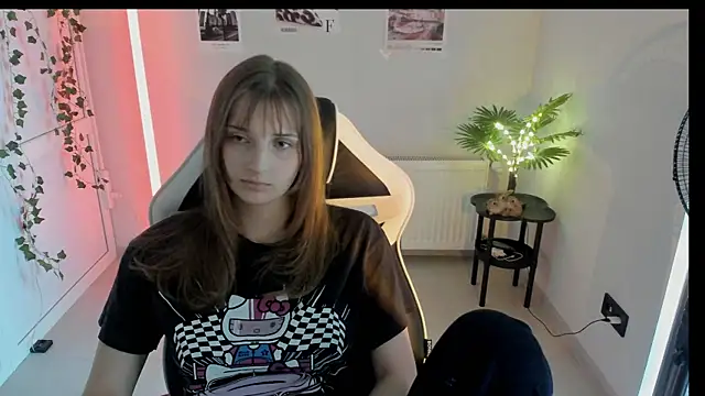 NeyliDream online show from July 2026 03:25:01 PM
