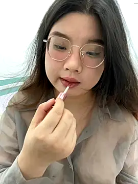 Snapshot of xxwang20 chatting on September 2025 12:18:02 PM xxwang20 online show from September 2025 12:18:02 PM