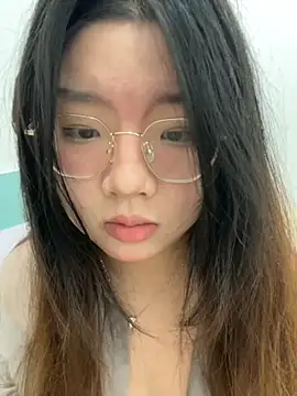 Snapshot of xxwang20 chatting on October 2025 02:50:01 PM xxwang20 online show from October 2025 02:50:01 PM