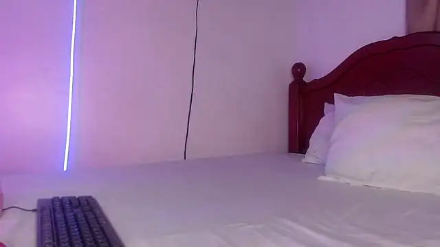 Fiorela 1 online show from March 2026 07:11:01 PM