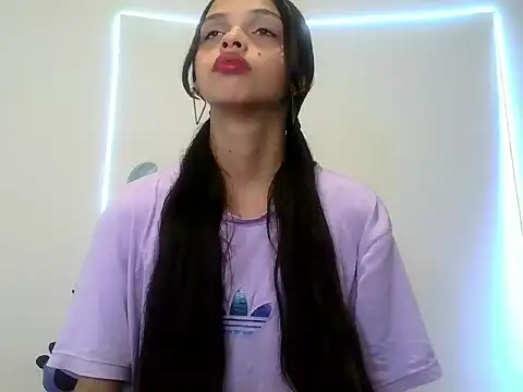 Snapshot of lucy_babyy chatting on October 2025 07:11:02 PM lucy babyy online show from October 2025 07:11:02 PM