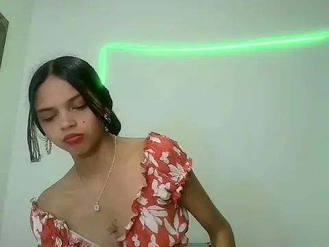 lucy babyy online show from November 2025 08:08:02 PM