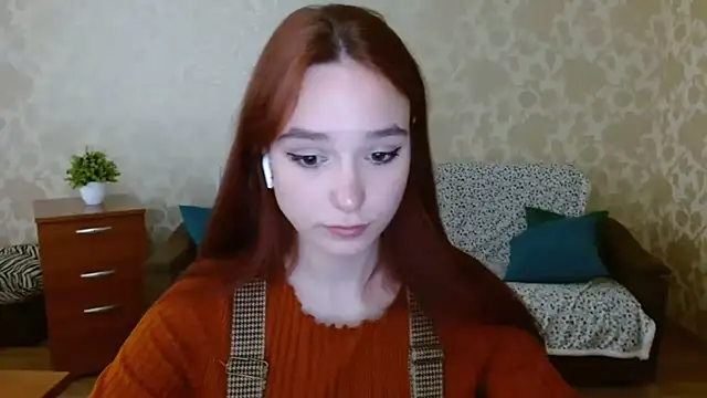 aFoxie online show from September 2025 06:42:02 PM
