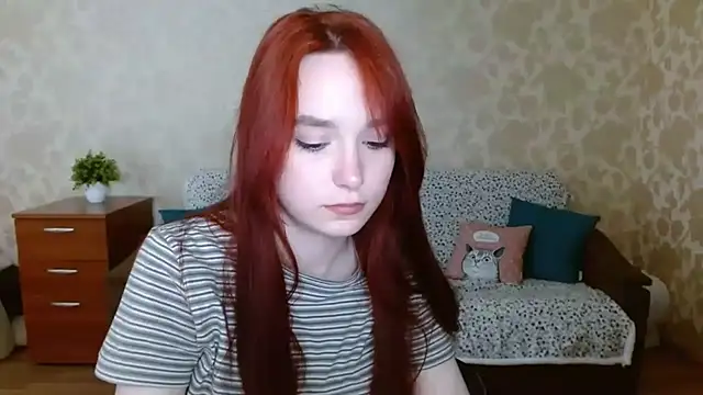 aFoxie online show from October 2025 12:06:01 AM