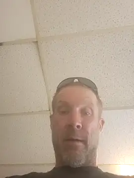 Mrdano0000 online show from October 2025 04:31:02 PM