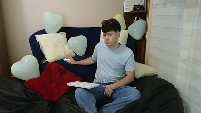 tightncuteass online show from February 2026 11:20:02 PM