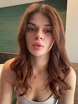 selenatress online show from October 2025 10:57:02 AM