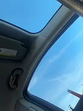 Snapshot of AllesandraLove chatting on December 2025 02:11:01 PM AllesandraLove online show from December 2025 02:11:01 PM