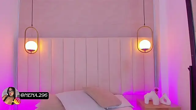 Dream nena online show from November 2025 08:10:01 PM