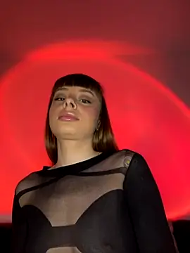 BabyBee  online show from November 2025 07:13:01 PM