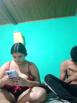 Snapshot of kuromi_Groot chatting on November 2025 05:18:02 AM kuromi Groot online show from November 2025 05:18:02 AM