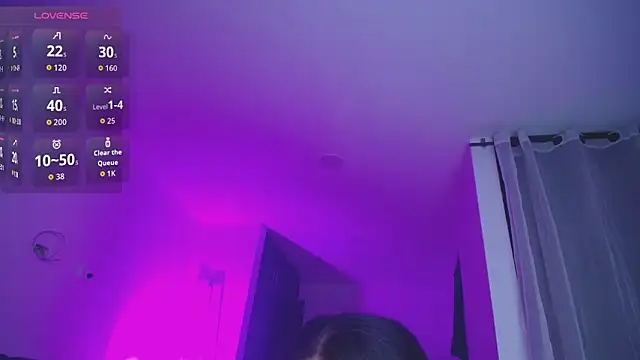 Leslie Bussh  online show from May 2026 11:39:01 PM