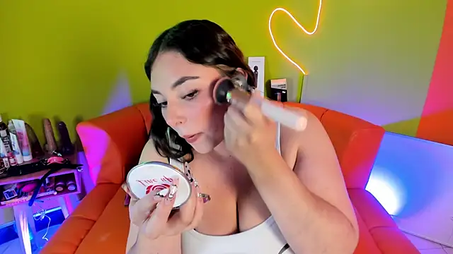 Snapshot of Bagiolett chatting on October 2025 08:16:02 PM Bagiolett online show from October 2025 08:16:02 PM