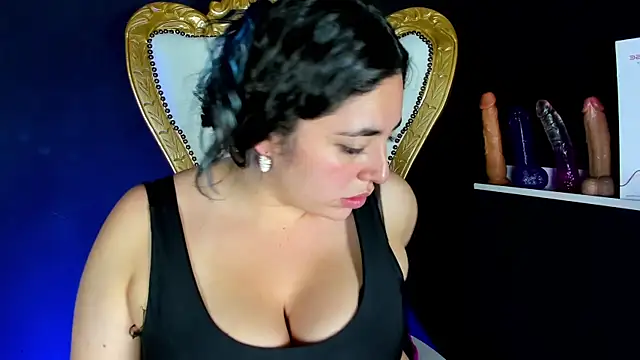 Snapshot of Bagiolett chatting on November 2025 07:25:01 PM Bagiolett online show from November 2025 07:25:01 PM