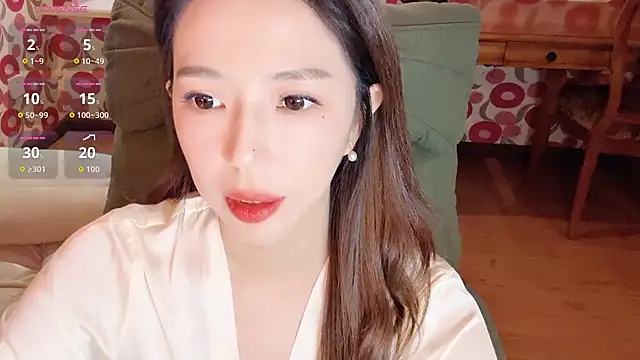 Snapshot of miss-lin chatting on December 2025 07:14:02 AM miss-lin online show from December 2025 07:14:02 AM