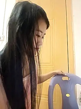 luy-xinh02 online show from November 2025 03:52:02 PM