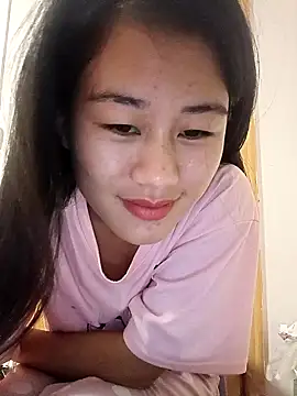 luy-xinh02 online show from November 2025 12:44:02 PM