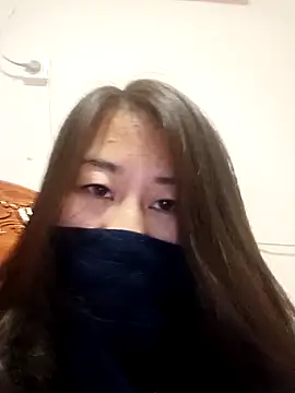 luy-xinh02 online show from December 2025 02:59:01 PM