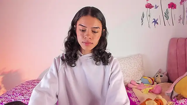 maddy parker   online show from April 2026 11:53:02 PM