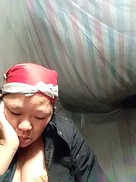 Snapshot of riso-00 chatting on November 2025 11:00:01 AM riso-00 online show from November 2025 11:00:01 AM