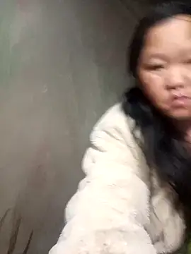 Snapshot of riso-00 chatting on December 2025 11:32:01 PM riso-00 online show from December 2025 11:32:01 PM