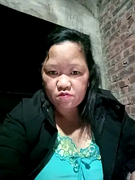 Snapshot of riso-00 chatting on December 2025 02:11:01 PM riso-00 online show from December 2025 02:11:01 PM