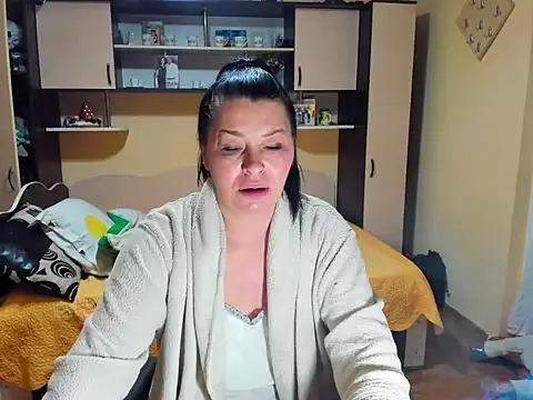 Snapshot of Soffy_Skye chatting on February 2026 04:53:01 AM Soffy Skye online show from February 2026 04:53:01 AM