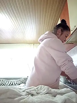 Snapshot of Soffy_Skye chatting on February 2026 07:31:01 AM Soffy Skye online show from February 2026 07:31:01 AM