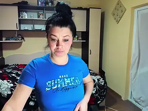 Snapshot of Soffy_Skye chatting on March 2026 06:19:02 AM Soffy Skye online show from March 2026 06:19:02 AM