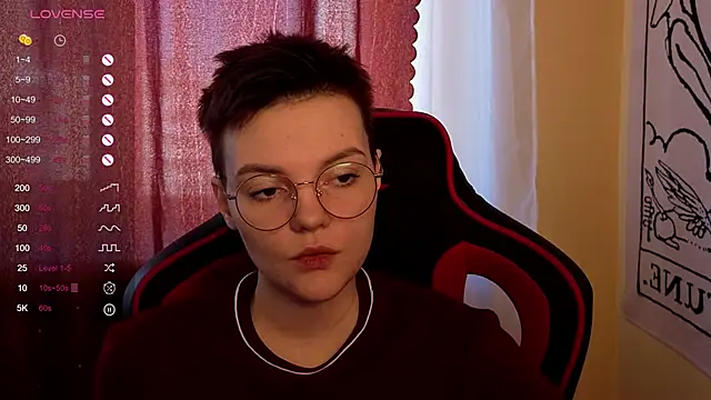 Snapshot of KrisNeal chatting on October 2025 09:48:02 AM KrisNeal online show from October 2025 09:48:02 AM