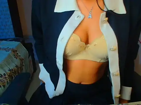 Snapshot of Arpitha07 chatting on December 2025 08:35:01 PM Arpitha07 online show from December 2025 08:35:01 PM