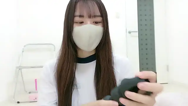  Mia land  online show from November 2025 01:10:02 PM