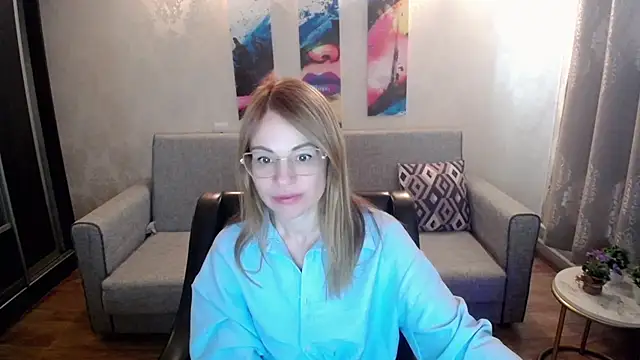 shy hot cat online show from October 2025 08:33:01 AM