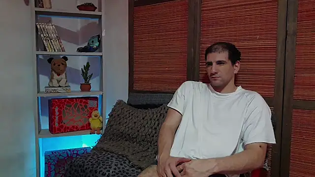 Snapshot of ObeyLust chatting on September 2025 05:18:01 PM ObeyLust online show from September 2025 05:18:01 PM