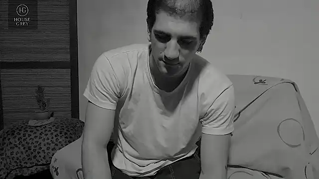 Snapshot of ObeyLust chatting on October 2025 01:46:01 AM ObeyLust online show from October 2025 01:46:01 AM