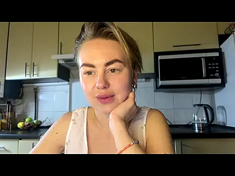 MartaLuna  online show from April 2026 08:28:02 PM