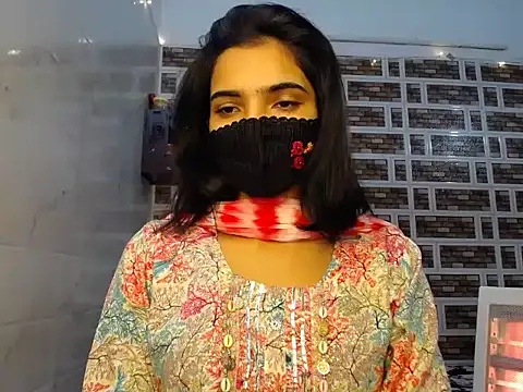 Snapshot of Sweetangle24 chatting on November 2025 01:48:01 PM Sweetangle24 online show from November 2025 01:48:01 PM