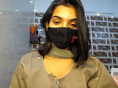 Snapshot of Sweetangle24 chatting on December 2025 06:50:01 PM Sweetangle24 online show from December 2025 06:50:01 PM