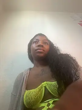 Snapshot of Cocochanel4567 chatting on June 2026 04:28:02 PM Cocochanel4567 online show from June 2026 04:28:02 PM