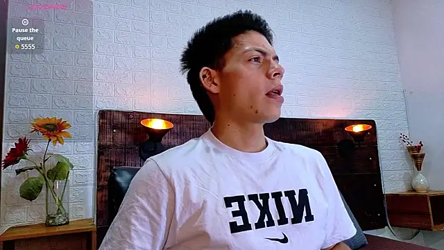 JhosuaVega online show from November 2025 09:35:01 PM