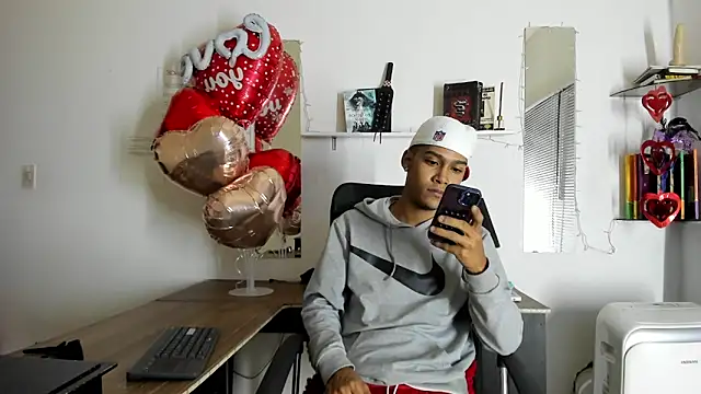 xxKamadevaxx online show from February 2026 12:45:02 PM