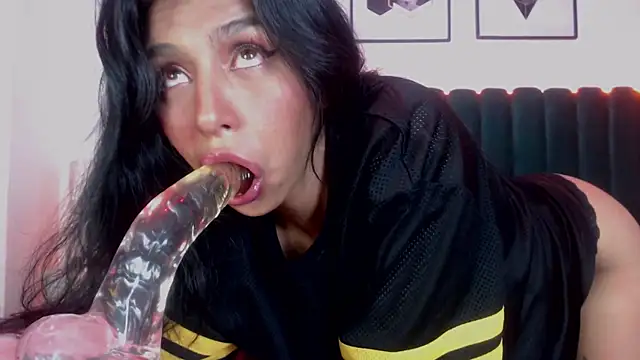 Snapshot of Keila_Fg chatting on November 2025 07:57:01 PM Keila Fg online show from November 2025 07:57:01 PM